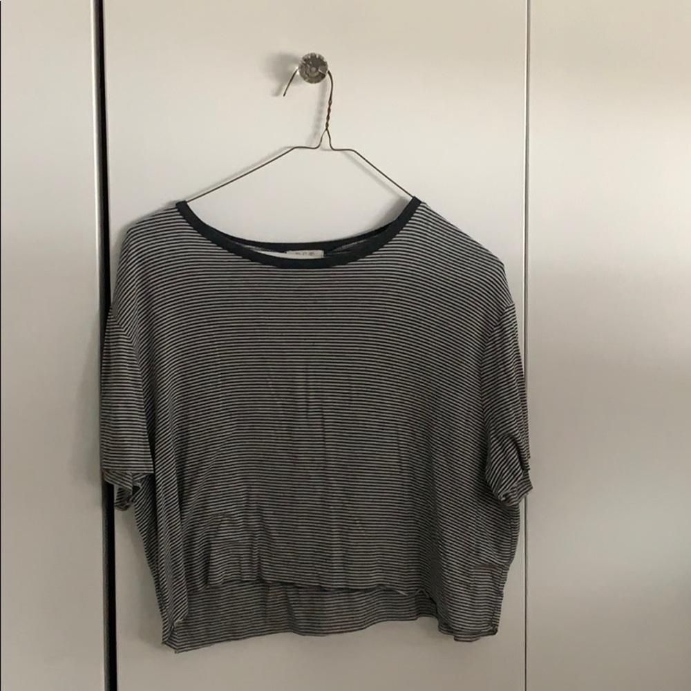 Cropped striped t shirt